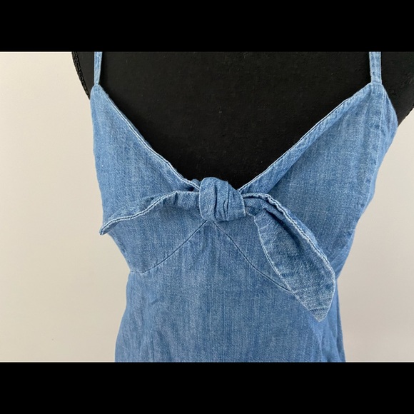 Chambray knotted-top tank - Picture 2 of 6